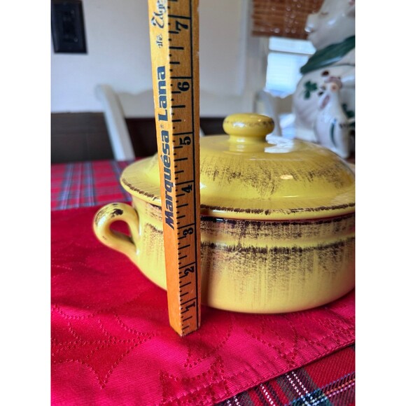 De Silva covered casserole dish - Picture 6 of 10